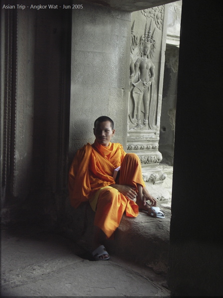 050530_Angkor_Wat_208.jpg