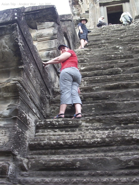 050530_Angkor_Wat_269.jpg