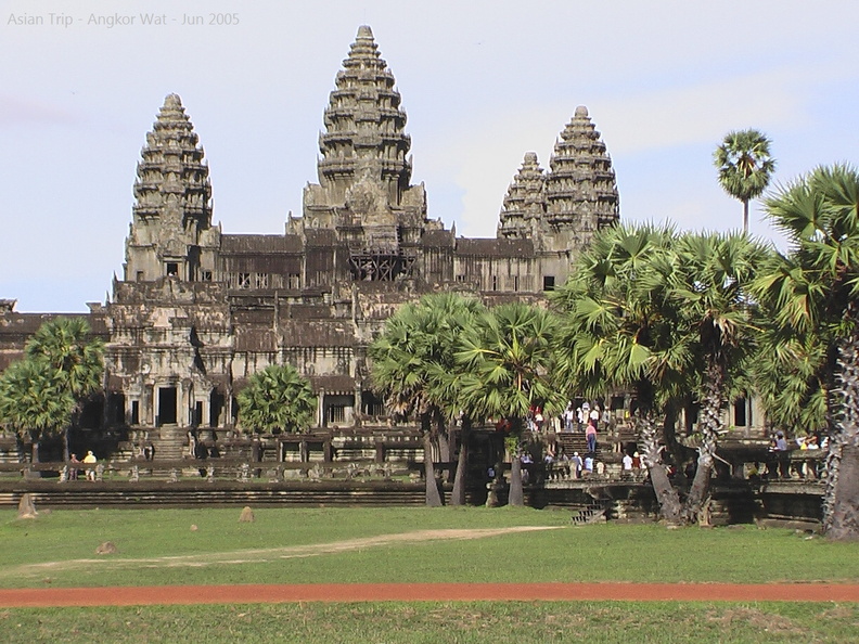 050530_Angkor_Wat_298.jpg