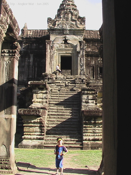 050530_Angkor_Wat_313.jpg