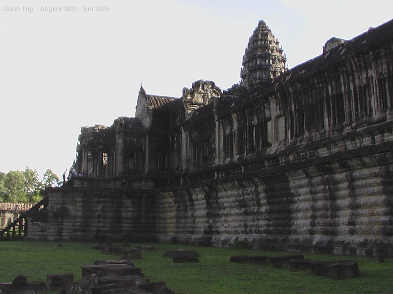 050530_Angkor_Wat_317.jpg