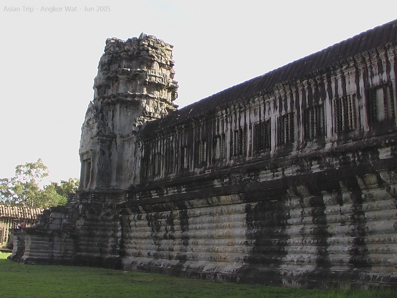 050530_Angkor_Wat_320.jpg