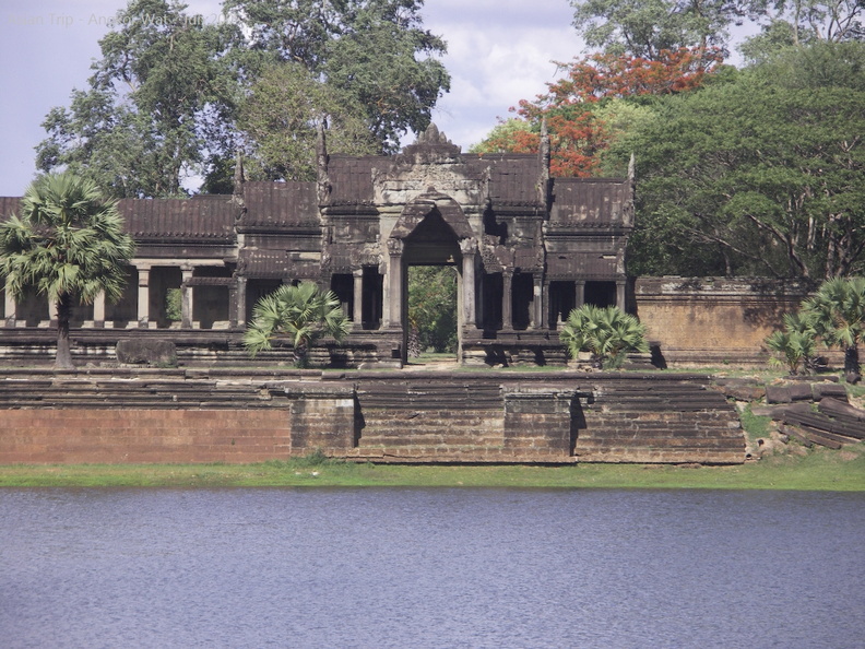 050530_Angkor_Wat_321.jpg