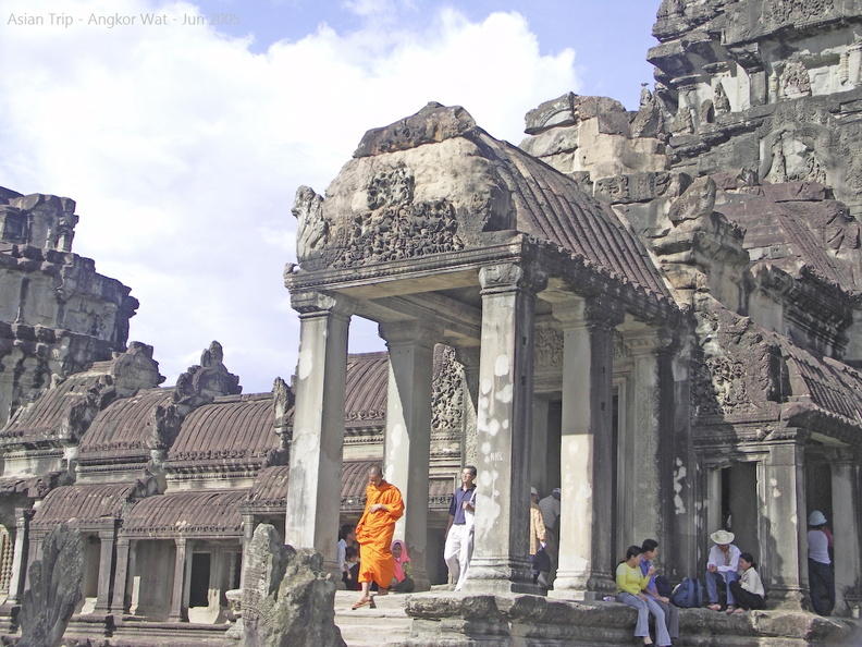 050530_Angkor_Wat_335.jpg