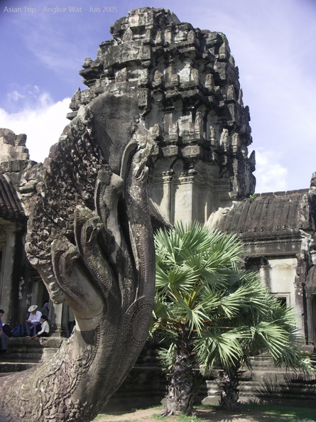 050530_Angkor_Wat_336.jpg