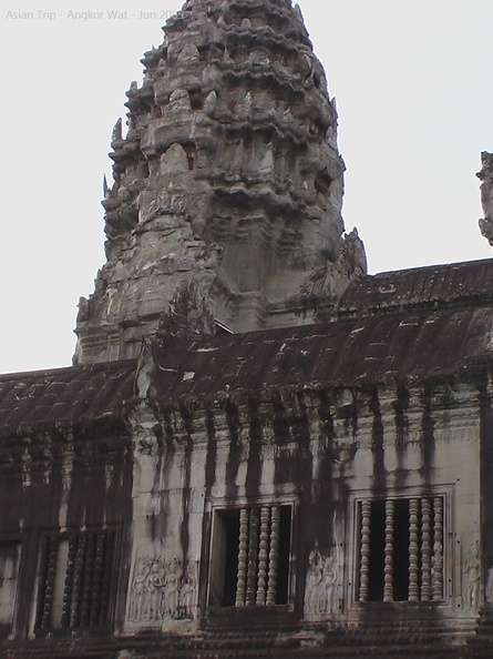 050530_Angkor_Wat_341.jpg