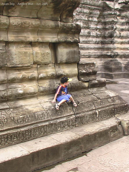 050530_Angkor_Wat_349.jpg