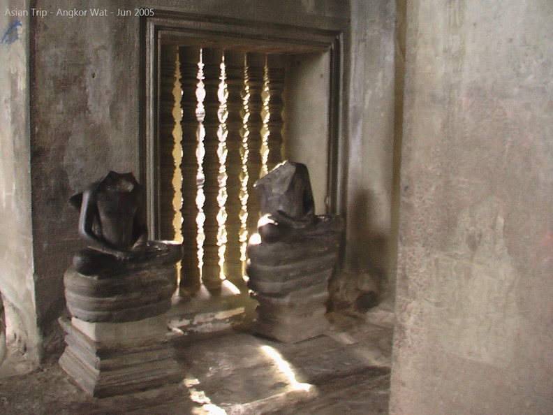 050530_Angkor_Wat_356.jpg
