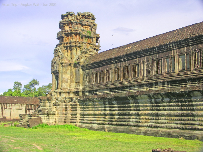 050530_Angkor_Wat_375.jpg