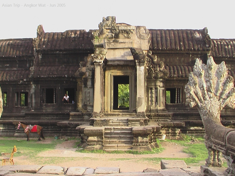 050530_Angkor_Wat_413.jpg