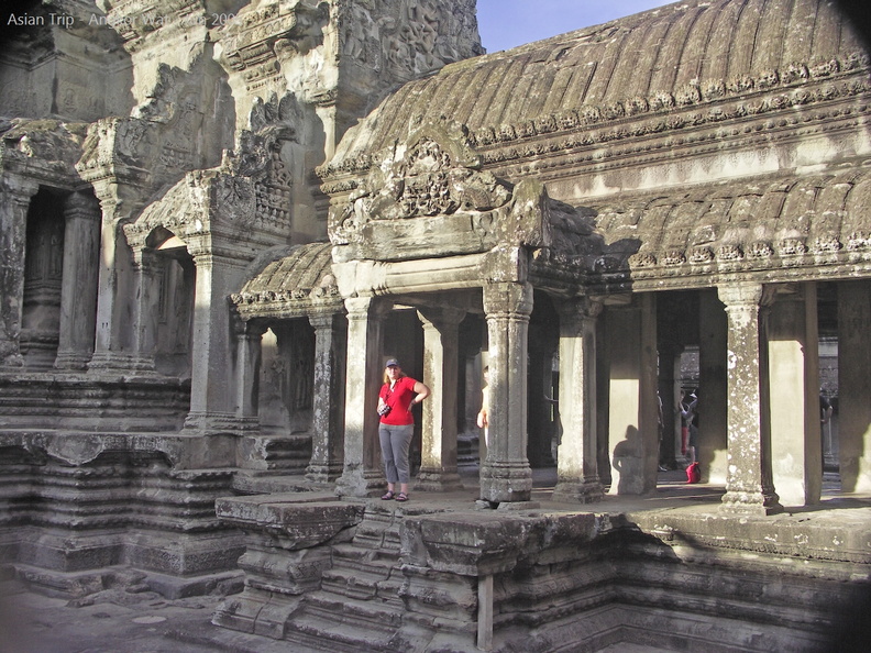 050530_Angkor_Wat_452.jpg