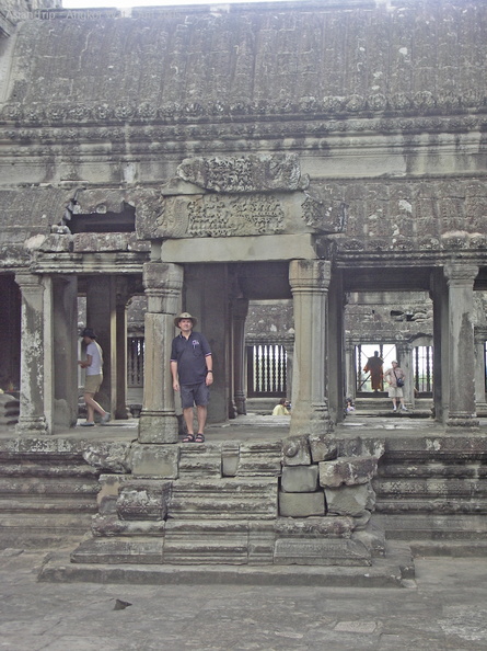 050530_Angkor_Wat_463.jpg