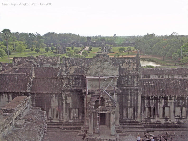 050530_Angkor_Wat_467.jpg
